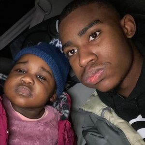 Meet your Posher, Mico